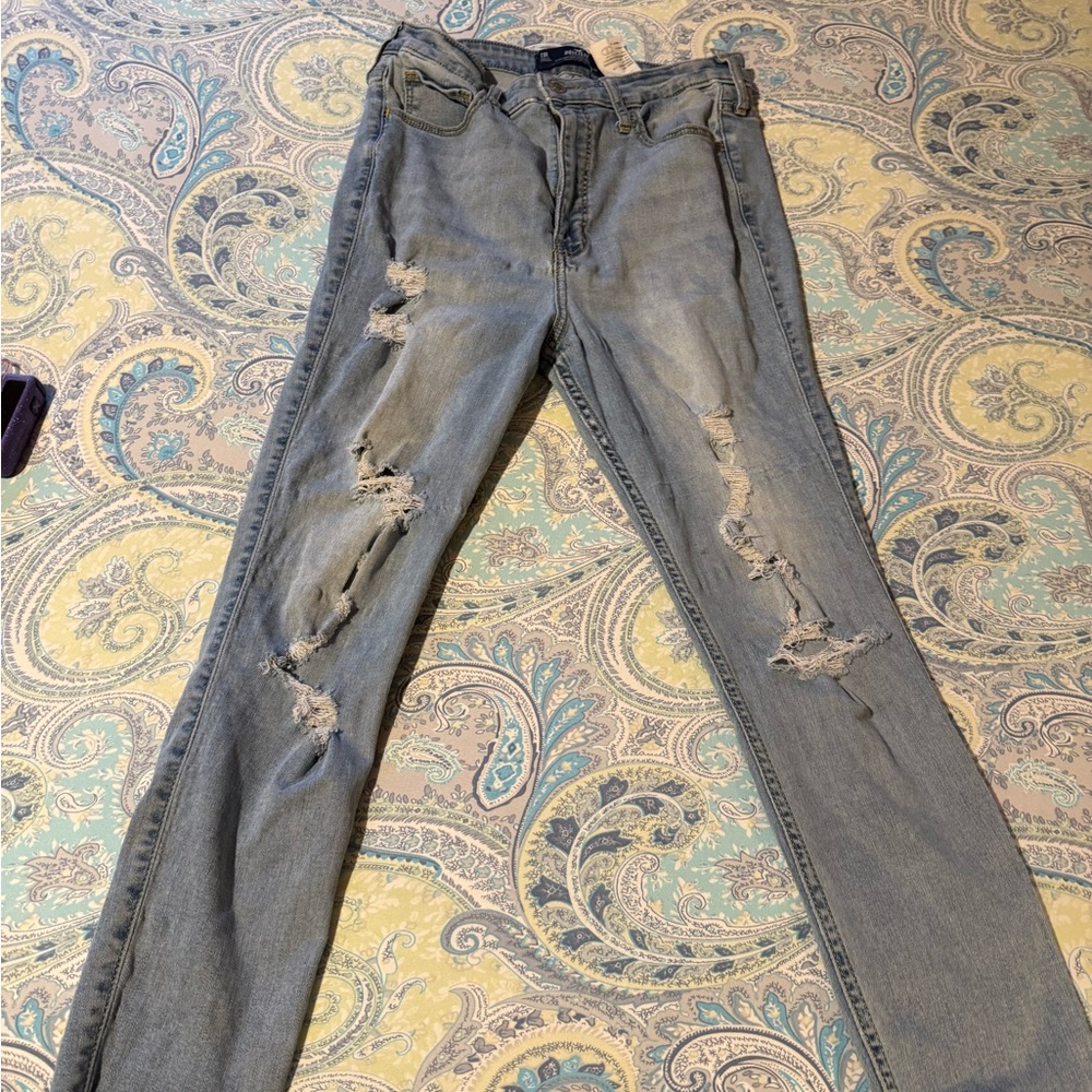American Eagle Outfitters Distressed Skinny Jeans in Gray